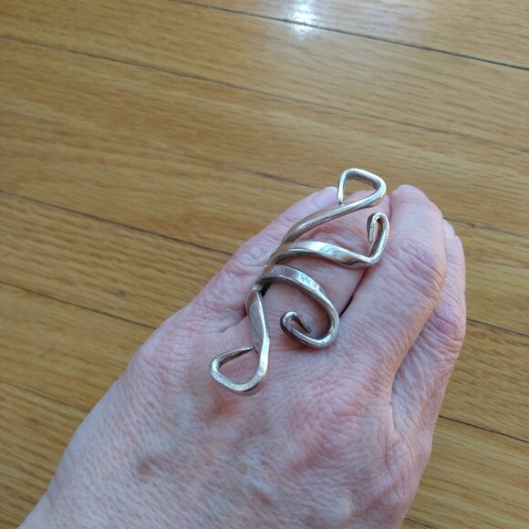 Large Vintage Fork Ring Silver Tone Twisted Avant Garde Design Thick Men Jewelry - Picture 13 of 16